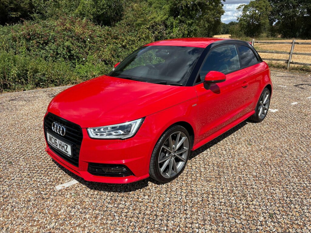 Audi A1 1.4 Tfsi Cod Black Edition Euro 6 Ss Red #3
