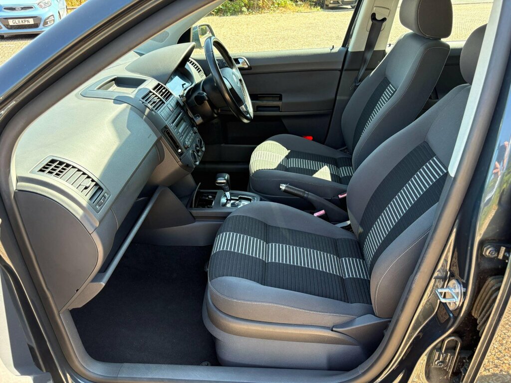 Volkswagen Polo  Black #38