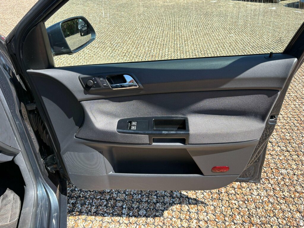 Volkswagen Polo  Black #35
