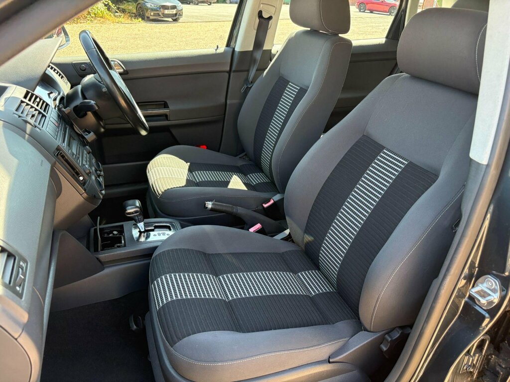 Volkswagen Polo  Black #37