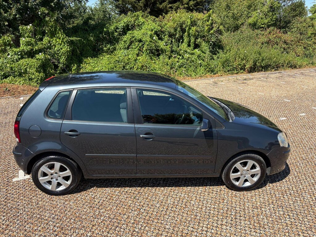 Volkswagen Polo  Black #16