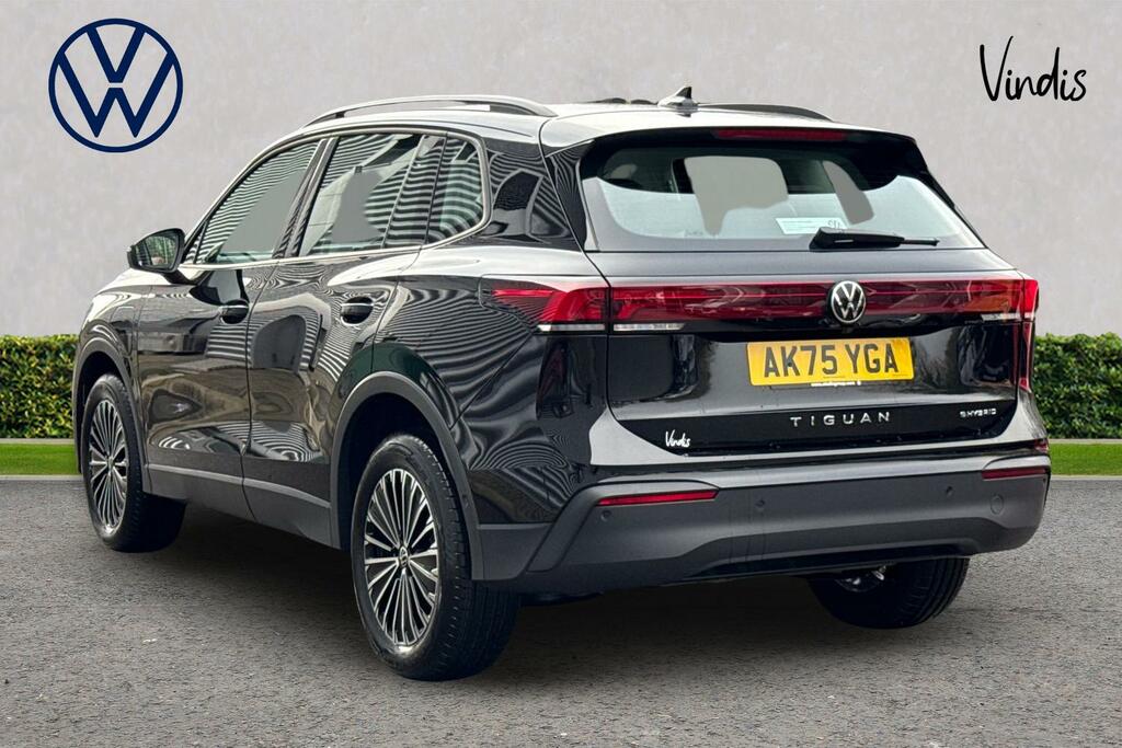Volkswagen Tiguan Volkswagen Tiguan Life 1.5 Tsi Ehybrid 204 Ps 6-Sp AK75YGA Black #3