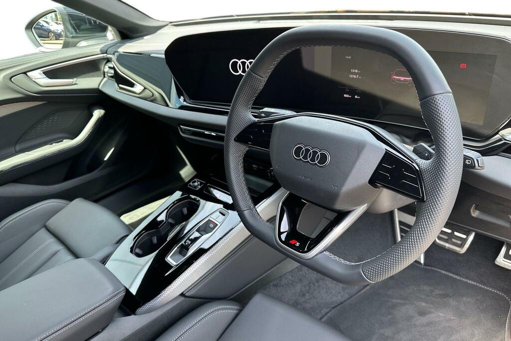 Audi A5 Audi A5 Avant 2.0 Tfsi 299 E Quattro S Line S AK26KXC Black #6