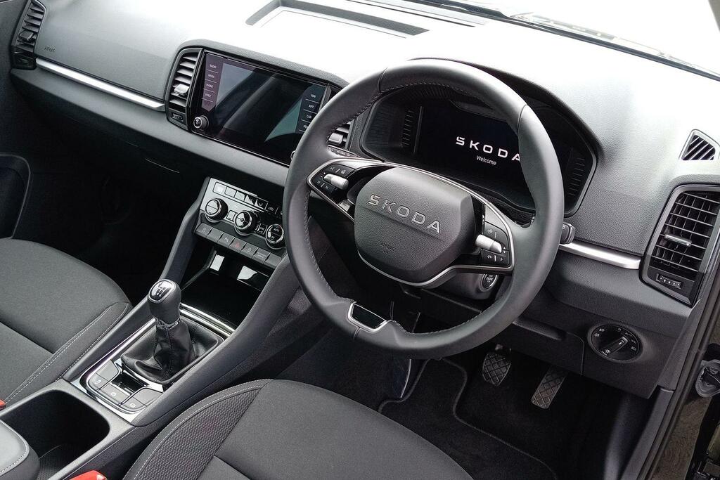 Skoda Karoq Skoda Karoq Se Edition 1.5 Tsi 150 Ps 6G Man GJ25VLX Black #6
