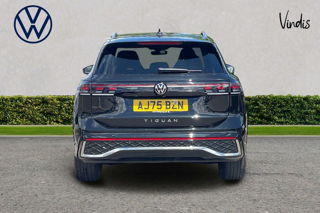 Volkswagen Tiguan Volkswagen Tiguan R-line 2.0 Tdi 150 Ps 7-Speed Ds AJ75BZN Black #4