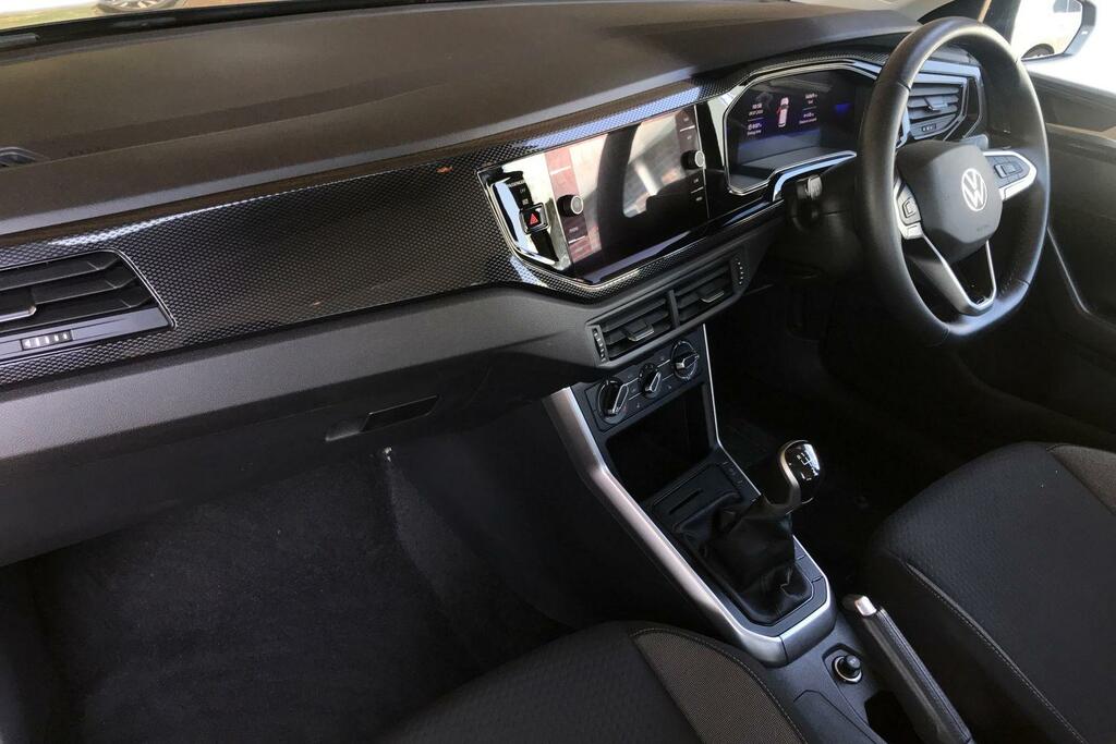 Volkswagen Polo Volkswagen Polo Life 1.0 Tsi 95Ps 5-Speed 5 KM24UGO Black #2