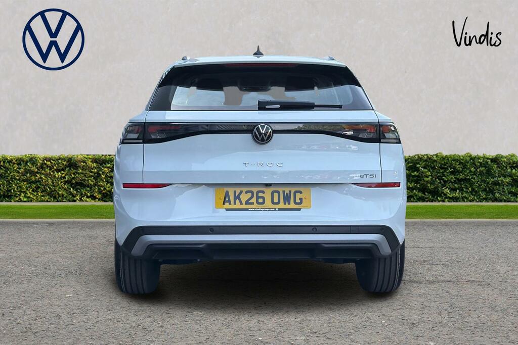 Volkswagen T-Roc Volkswagen T-roc Hatchback 1.5 Etsi 150 Life D AK26OWG White #4