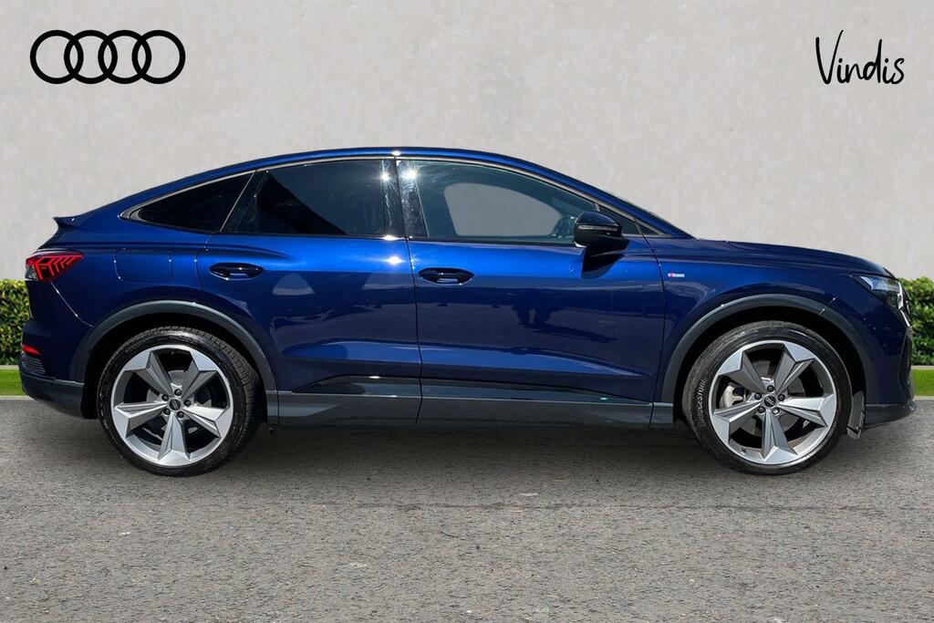 Audi Q4 E Tron Audi Q4 E-tron Sportback Sportback Q4 Black Editio KY74CAV Blue #4