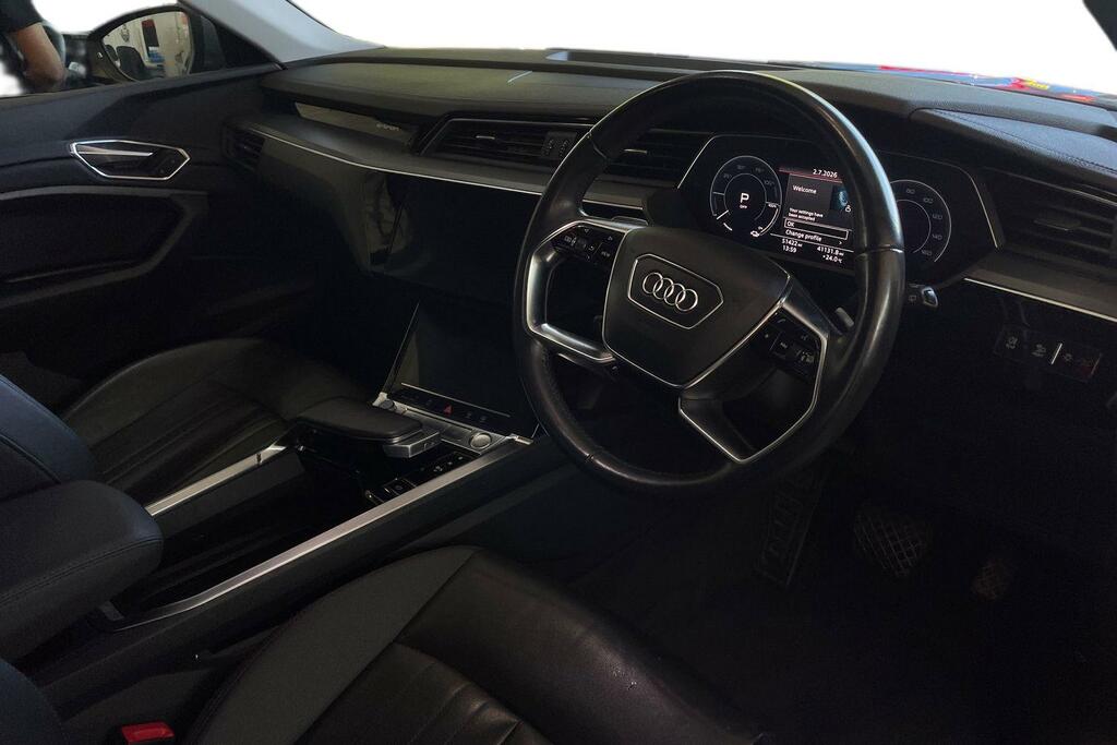 Audi E-tron Audi E-tron 55 Quattro 300,00 Kw VK69UYJ Grey #6