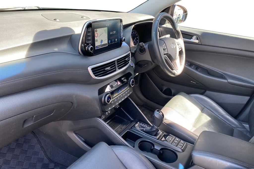 Hyundai Tucson Hyundai Tucson 1.6 T-gdi Premium Se Suv Black #2