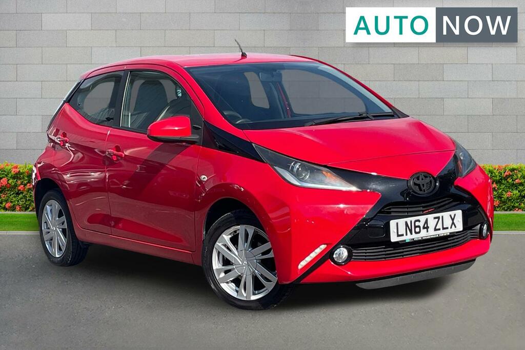 Toyota Aygo Toyota Aygo 1.0 Vvt-i X-pression Hatchback Pet Red
