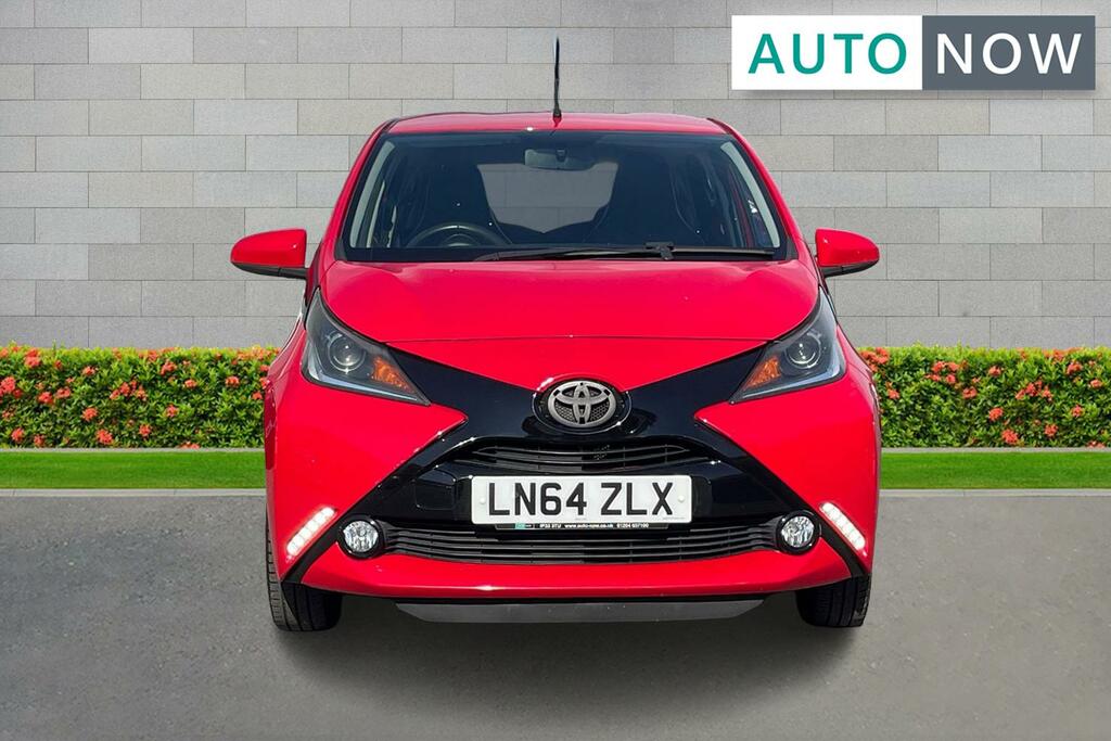 Toyota Aygo Toyota Aygo 1.0 Vvt-i X-pression Hatchback Pet LN64ZLX Red #2