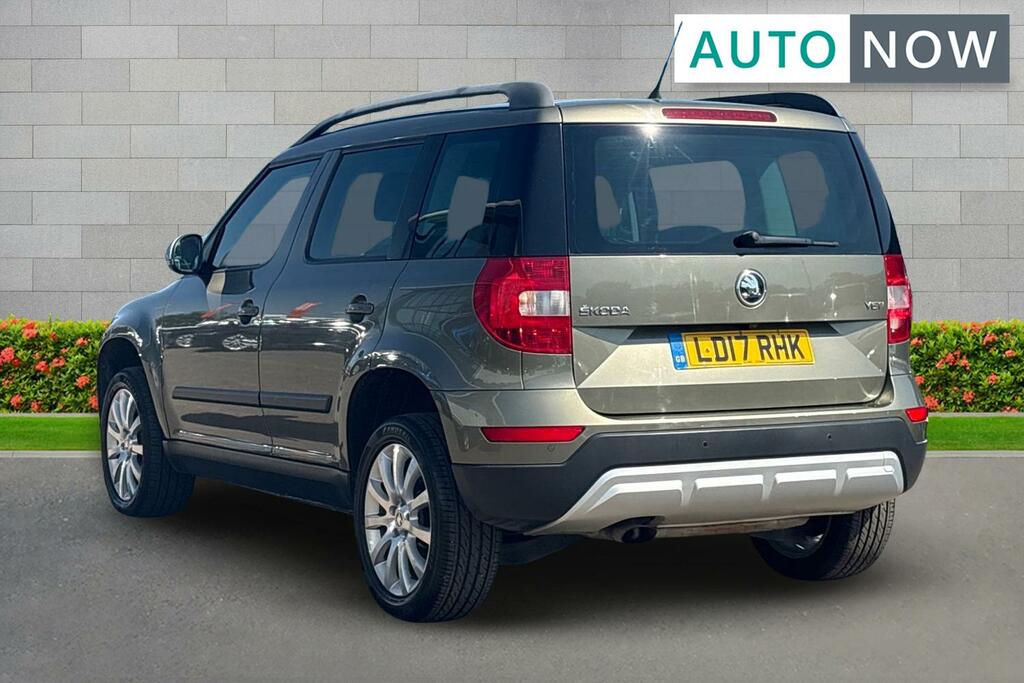 Skoda Yeti Skoda Yeti 1.2 Tsi Se Outdoor Dsg Euro LD17RHK Green #3