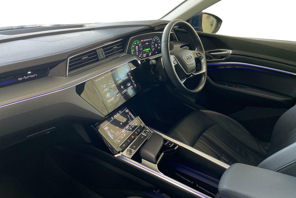 Audi E-tron Audi E-tron Technik 55 Quattro 300,00 Kw KN21HHF Blue #2