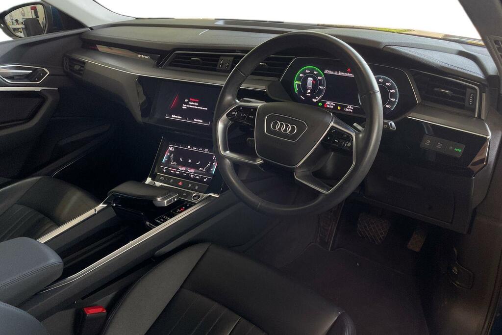 Audi E-tron Audi E-tron Technik 55 Quattro 300,00 Kw KN21HHF Blue #6