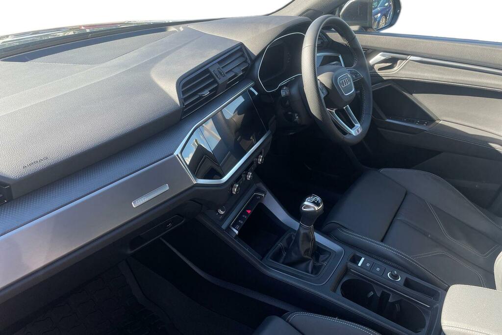 Audi Q3 Audi Q3 S Line 35 Tfsi 150 Ps 6-Speed Grey #2