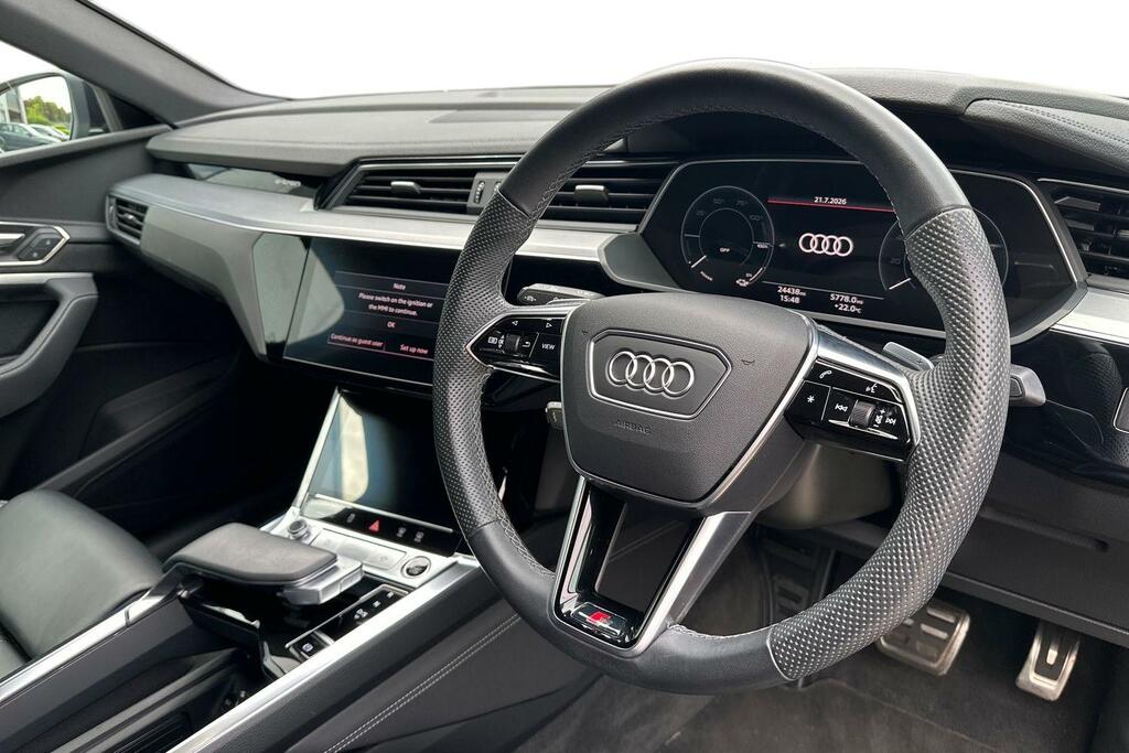 Audi Q8 e tron Audi Q8 Sportback S Line 55 E-tron Quattro 300,00 NA23SZR Black #6