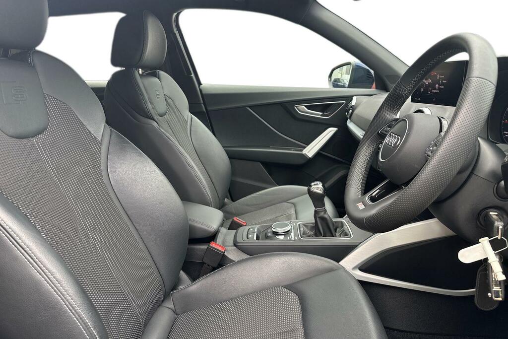 Audi Q2 Audi Estate 35 Tfsi S Line S Tronic Silver #14