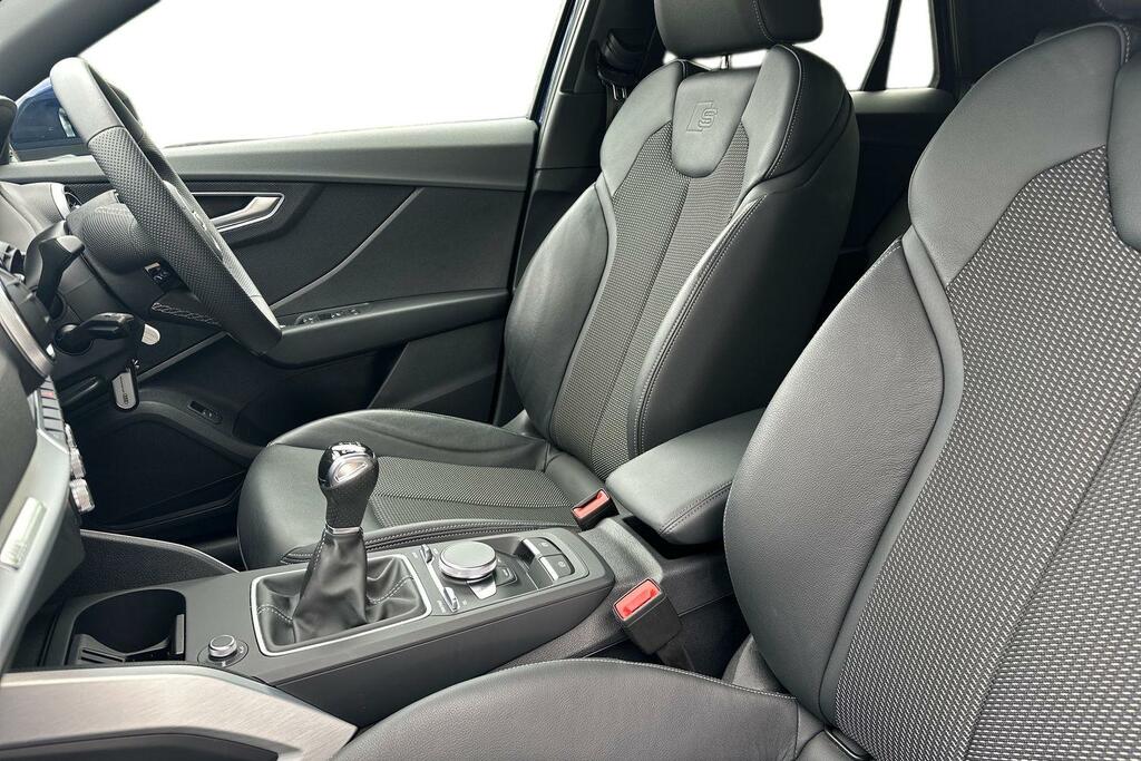Audi Q2 Audi Estate 35 Tfsi S Line S Tronic Silver #10
