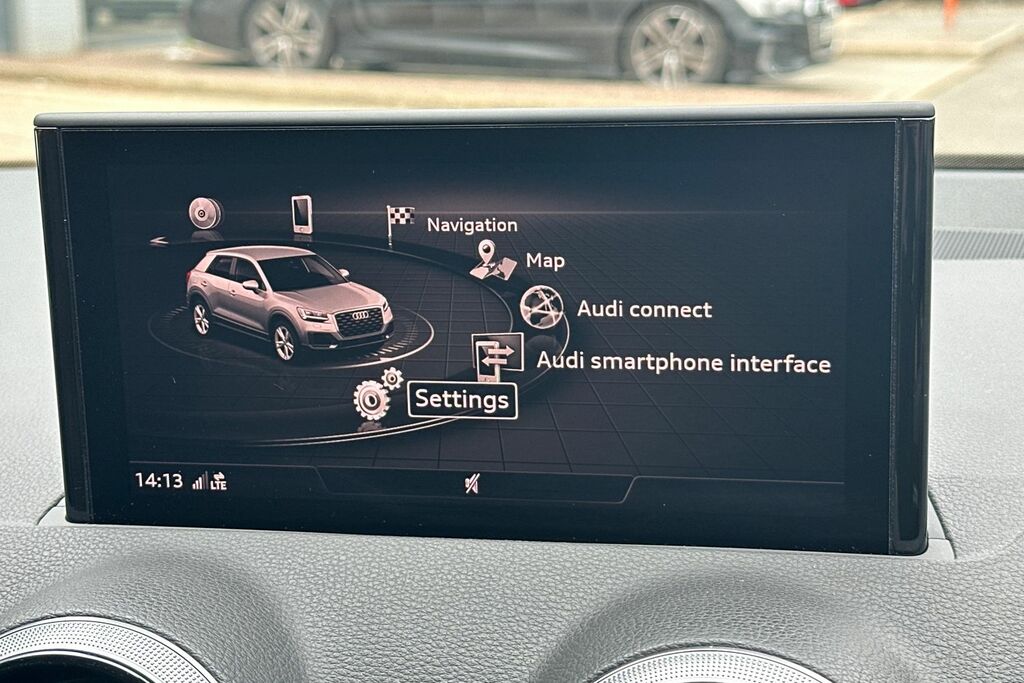 Audi Q2 Audi Estate 35 Tfsi S Line S Tronic Silver #20