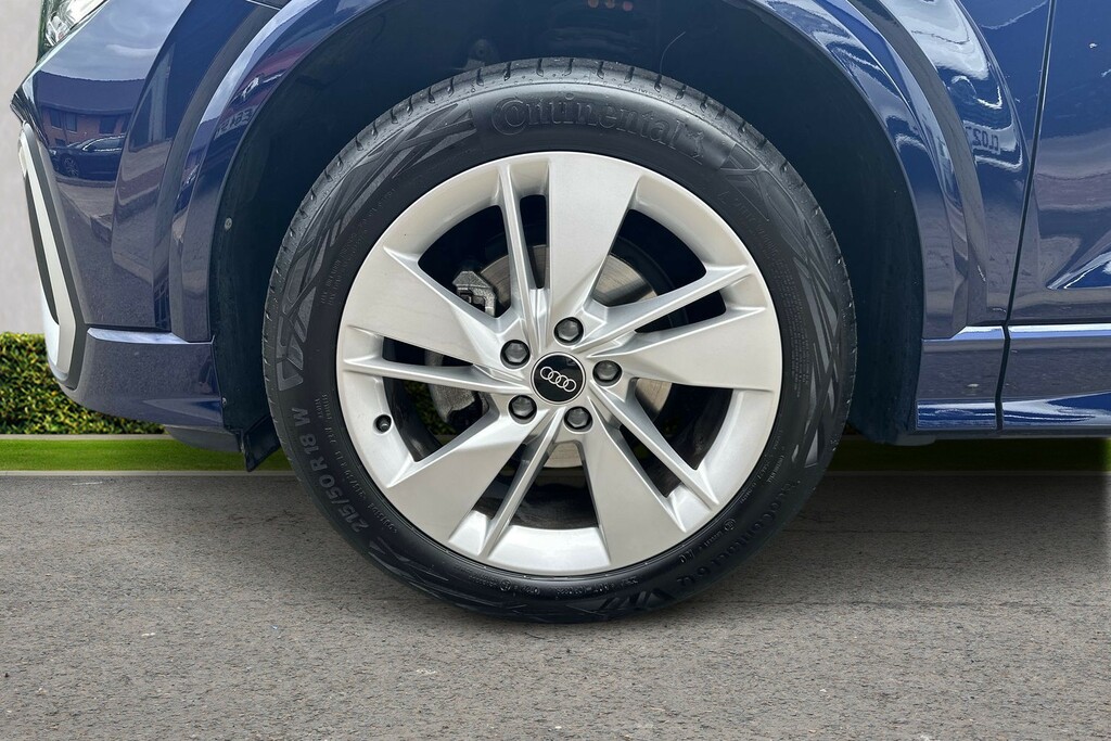Audi Q2 Audi Estate 35 Tfsi S Line S Tronic Silver #5