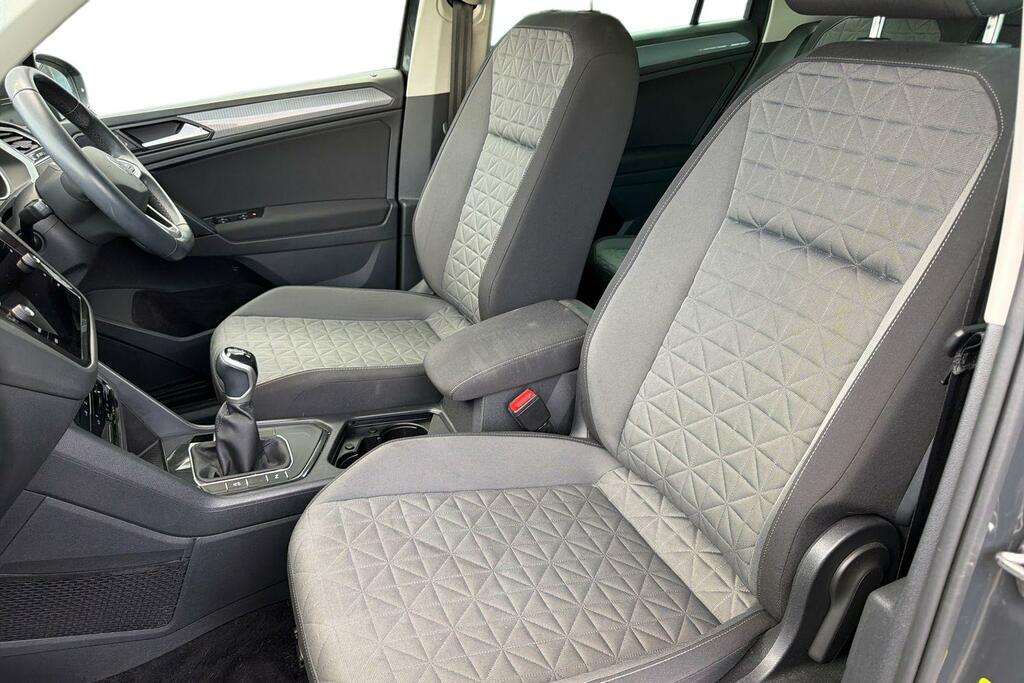 Volkswagen Tiguan 1.5 Tsi 150 Active Dsg White #7