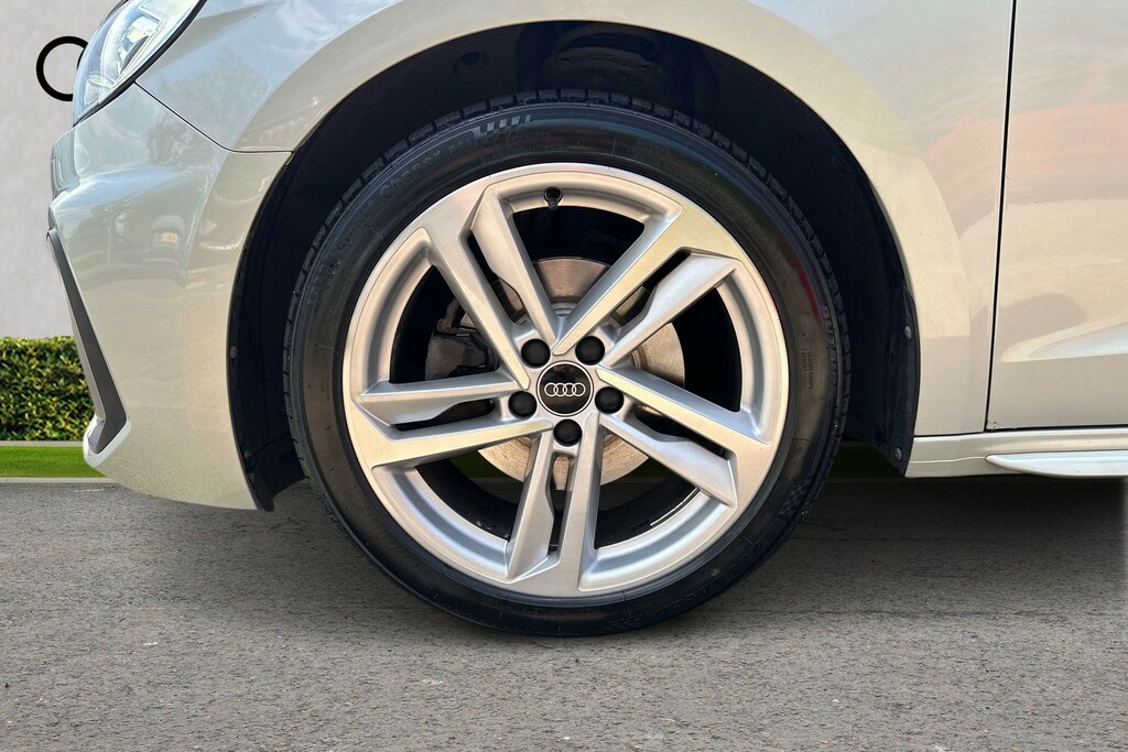 Audi A1 Audi A1 Sportback S Line 30 Tfsi 110 Ps S Tronic AD23NYO Silver #5