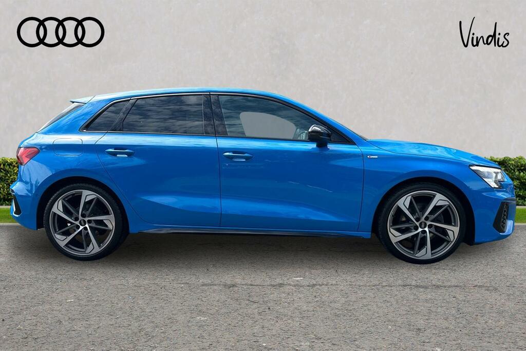 Audi A3 Audi A3 Sportback Edition 1 35 Tfsi 150 Ps S Troni FP21GNO Blue #4