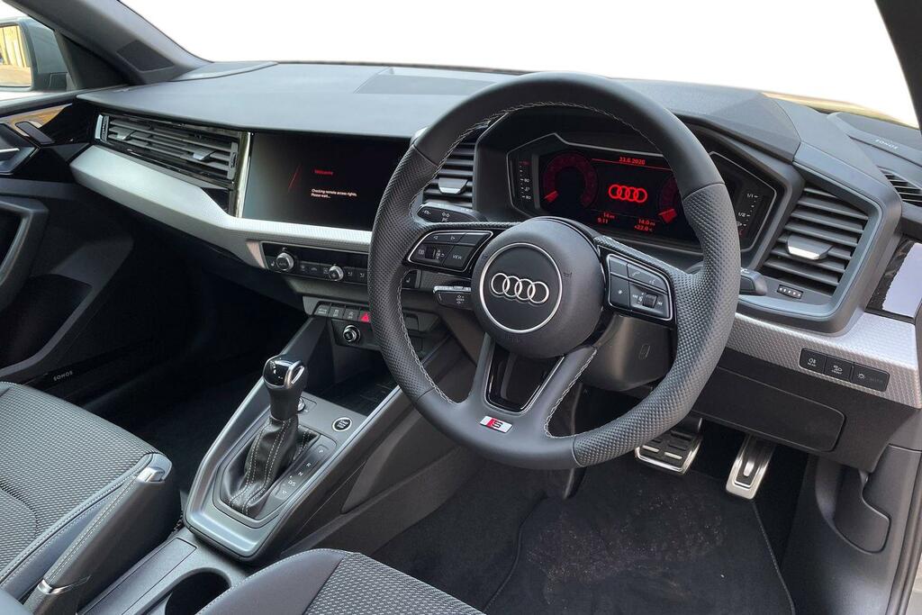 Audi A1 Audi A1 Sportback 30 Tfsi S Line S Tronic AK26VYU Grey #6
