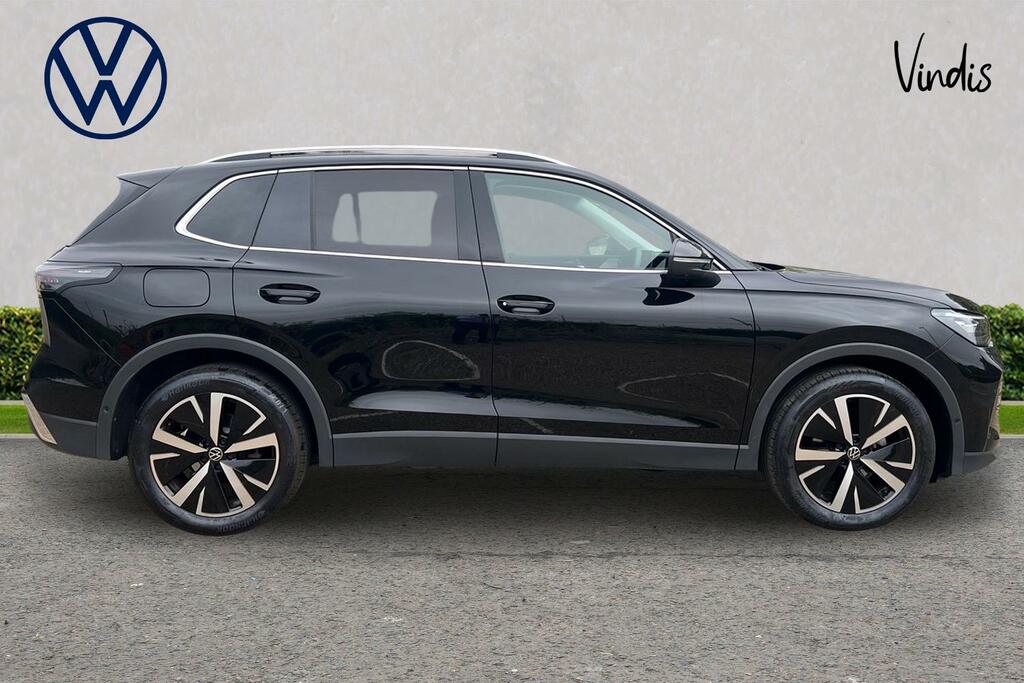 Volkswagen Tiguan Volkswagen Tiguan Elegance 1.5 Etsi 150 Ps 7-Speed KS75YLP Black #4