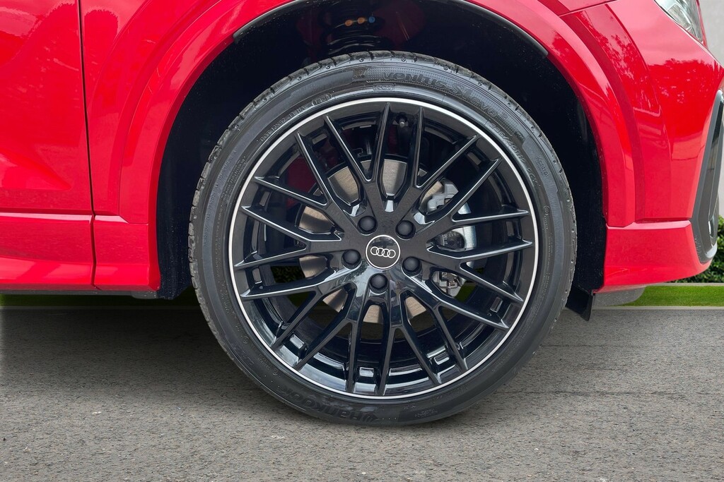 Audi Q2 Audi Q2 Estate 35 Tfsi Black Edition S Tronic Red #5