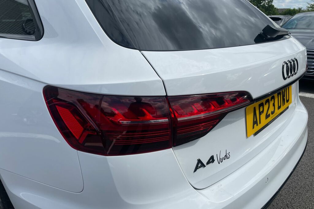 Audi A4 Avant 35 Tfsi Black Edition S Tronic Comfortsound Black #29