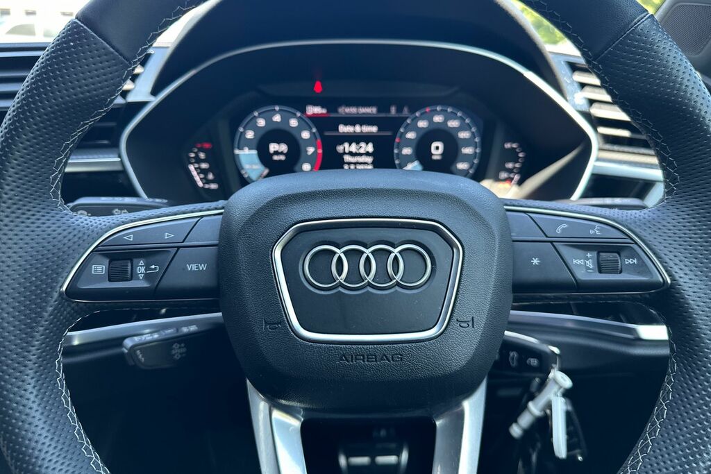 Audi Q3 35 Tfsi Black Edition S Tronic 20 Alloy 202 #29