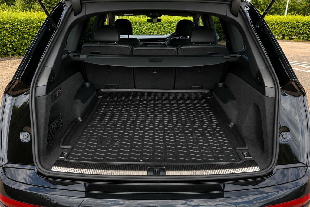 Audi Q7 3.0 Tfsi V6 55 Black Edition Suv Tiptro Black #9