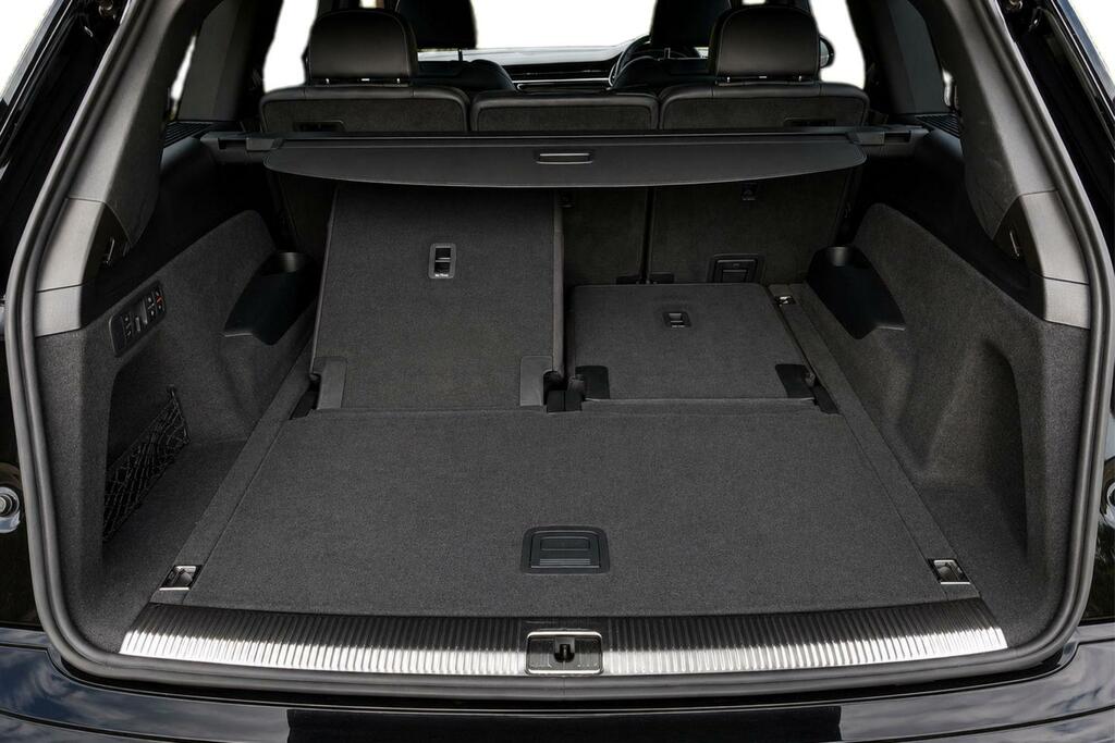 Audi Q7 3.0 Tfsi V6 55 Black Edition Suv Tiptro Black #8