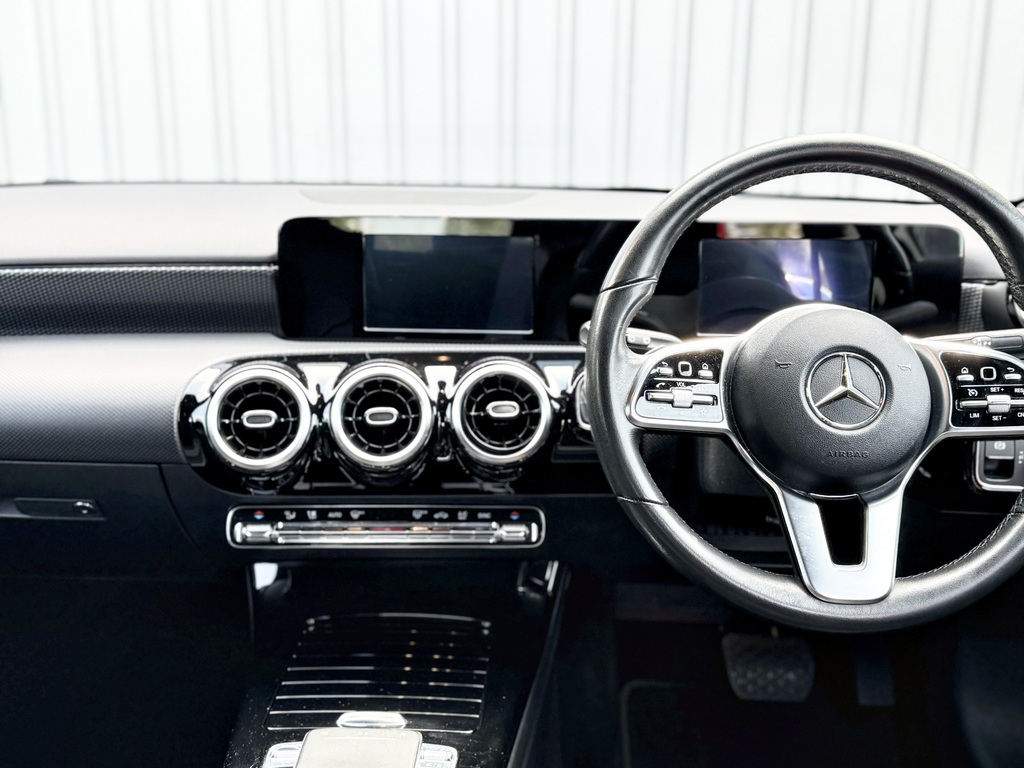 Mercedes-Benz A Class 1.5 A180d Sport 7G-dct Euro 6 Ss Black #9