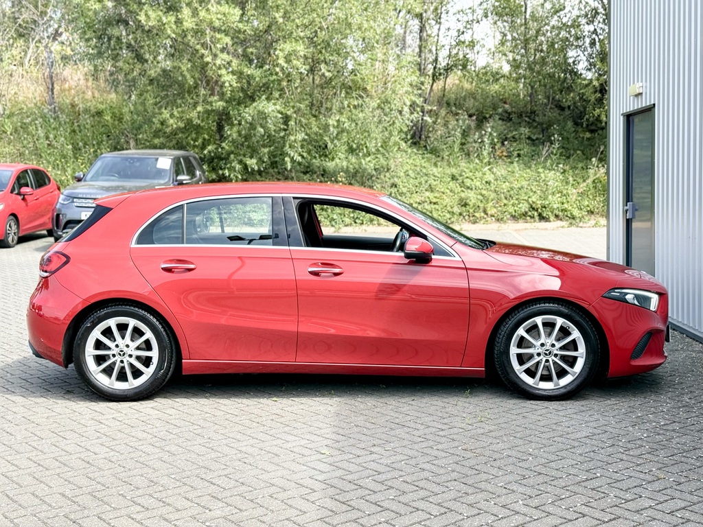 Mercedes-Benz A Class 1.5 A180d Sport 7G-dct Euro 6 Ss Black #36