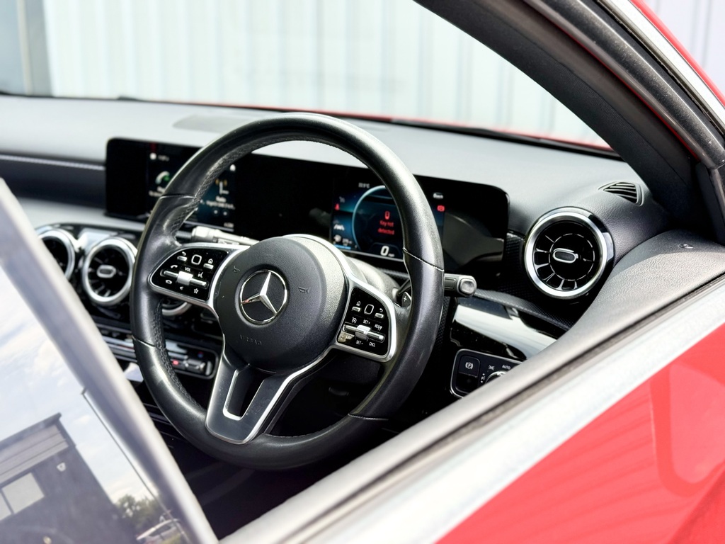 Mercedes-Benz A Class 1.5 A180d Sport 7G-dct Euro 6 Ss Black #21