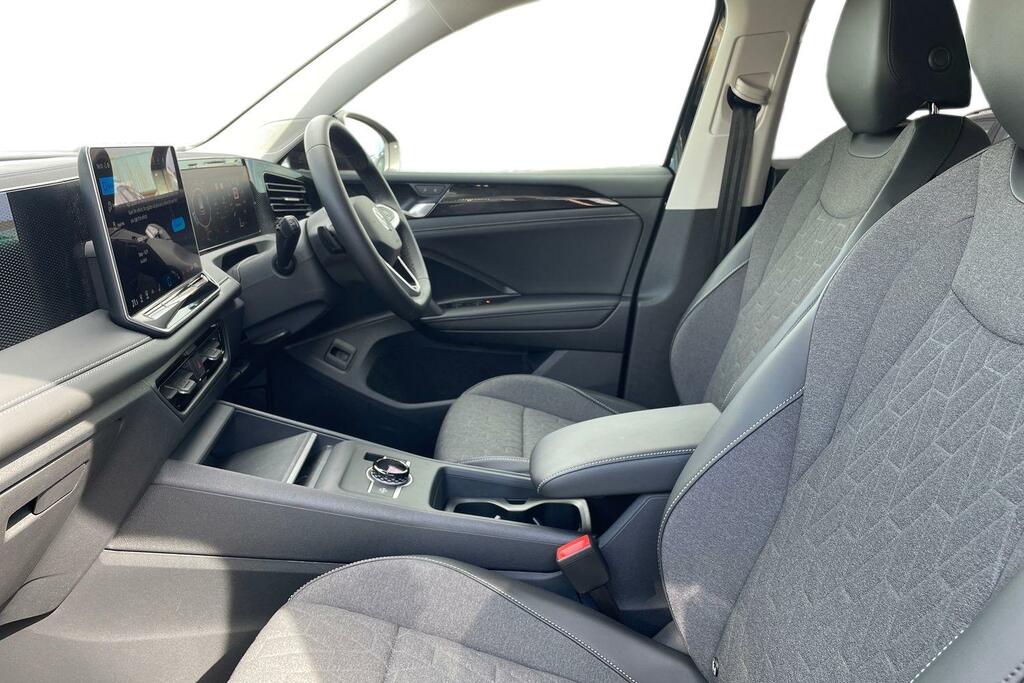 Volkswagen Tiguan Volkswagen Tiguan Match 1.5 Etsi 150 Ps 7-Speed Ds Black #2