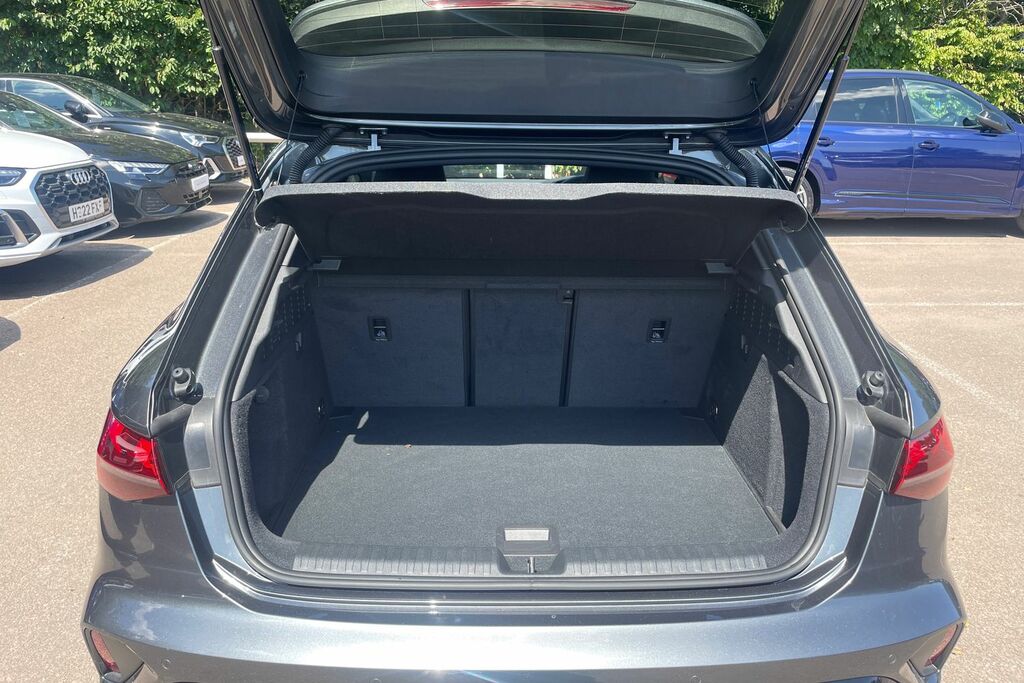 Audi A3 1.5 Tfsi 30 S Line Sportback Eur Grey #9