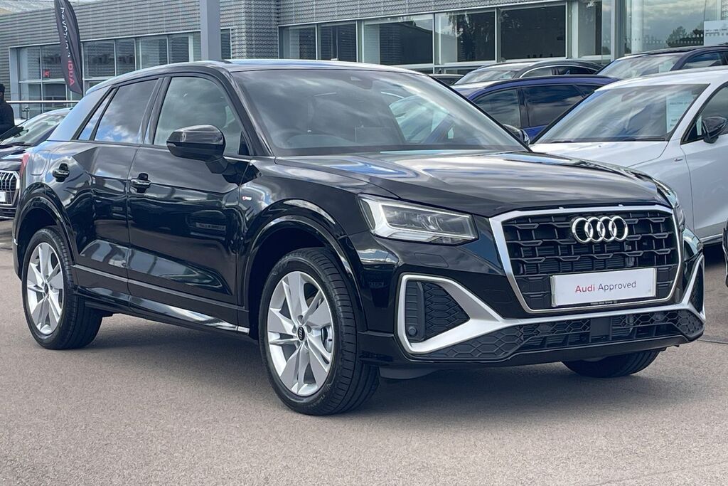 Audi Q2 Audi Q2 S Line 35 Tfsi 150 Ps S Tronic Black