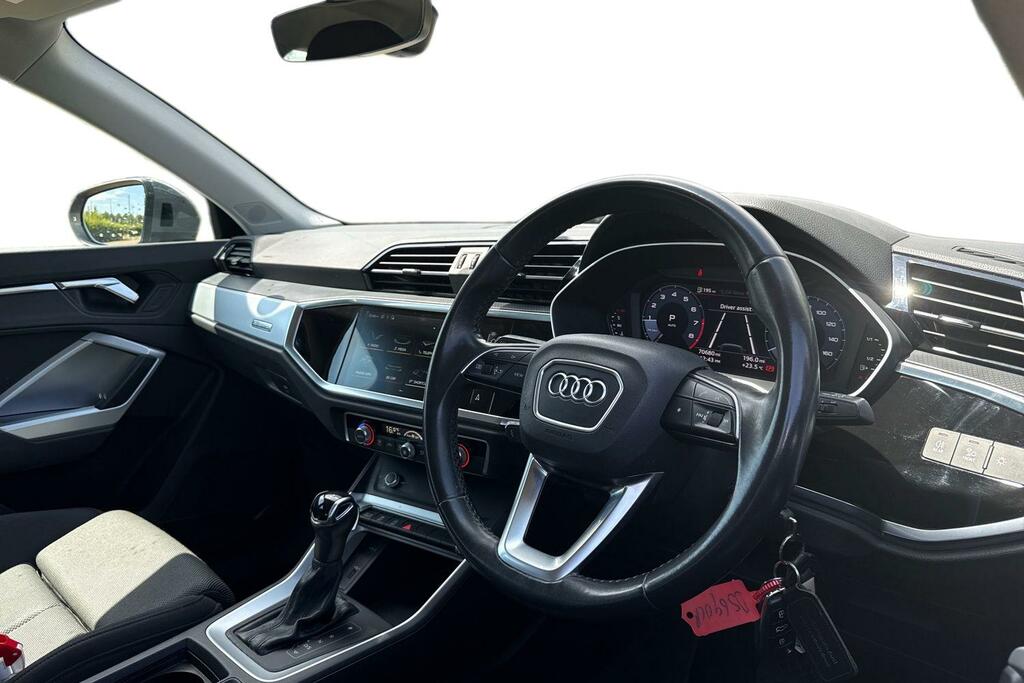 Audi Q3 Audi Q3 Sport 40 Tfsi Quattro 190 Ps S Tronic Grey #6