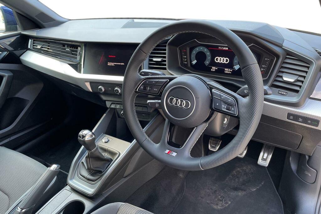 Audi A1 Audi A1 Sportback 30 Tfsi S Line AK26WZX Blue #6