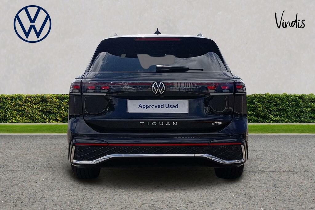 Volkswagen Tiguan Volkswagen Tiguan R-line 1.5 Etsi 150Ps 7-Speed Ds AU25RZT Black #4