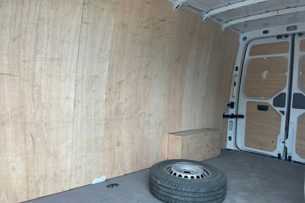 Volkswagen Crafter Cr35 Lwb Fwd 2.0 Tdi 140Ps Commerce Plus High Roof White #13
