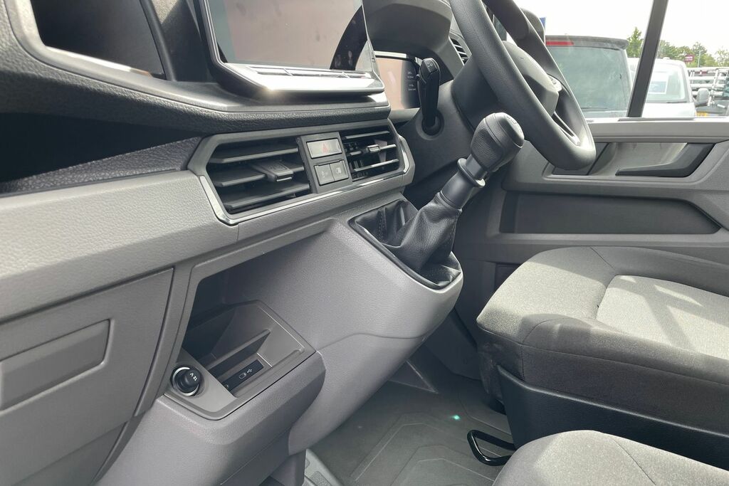 Volkswagen Crafter Cr35 Lwb Fwd 2.0 Tdi 140Ps Commerce Plus High Roof White #11