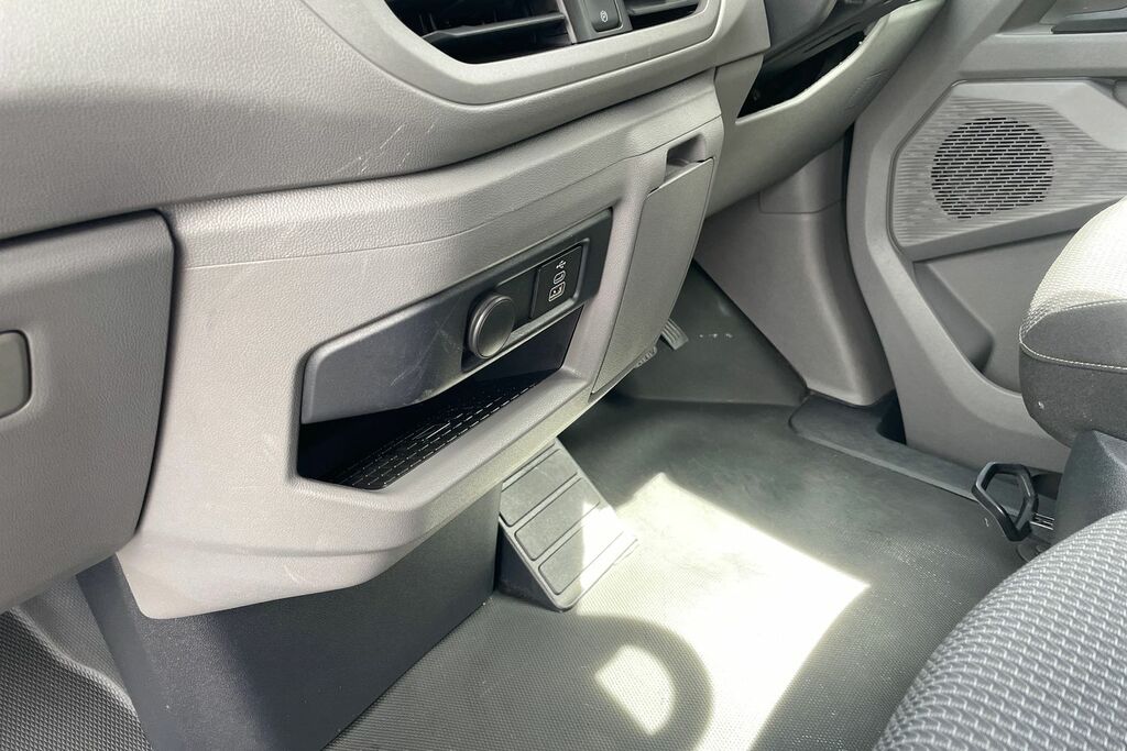 Volkswagen Transporter 2.0 Tdi T32 Commerce Plus Fwd Swb Euro 6 Ss Grey #11