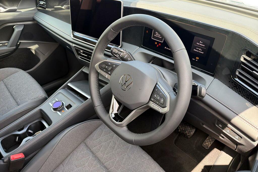 Volkswagen Tiguan Volkswagen Tiguan Estate 1.5 Etsi 150 Match Ds Silver #6