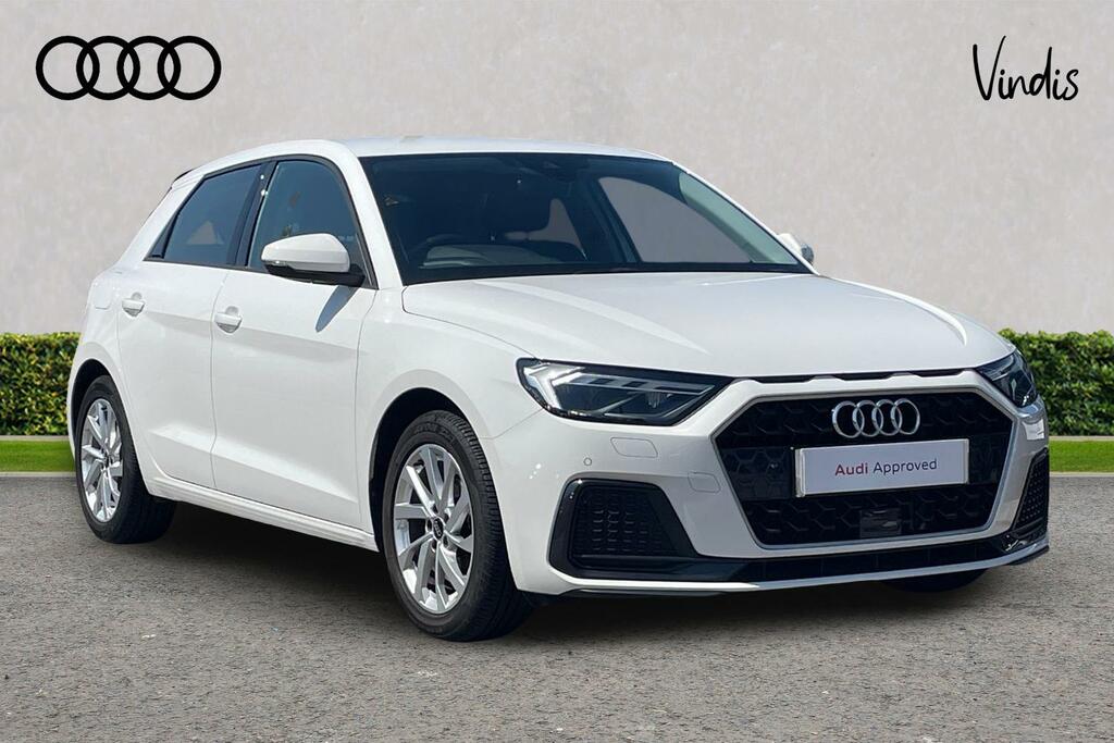 Audi A1 Audi A1 Sportback Sport 25 Tfsi 95 Ps 5-Speed White