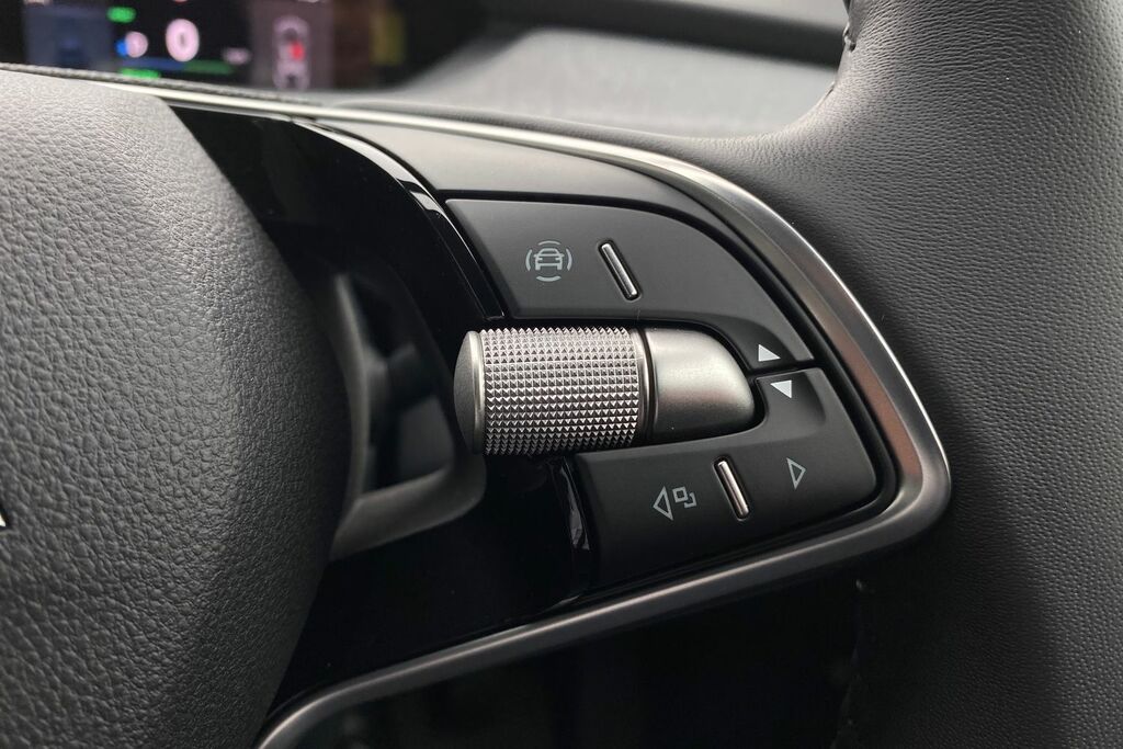 Skoda ENYAQ 210Kw 85X Sportline Plus 82Kwh 4X4 Blue #24